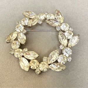 Vintage Large Wreath Rhinestone Brooch Unsigned Attr. to Eisenberg / Weiss